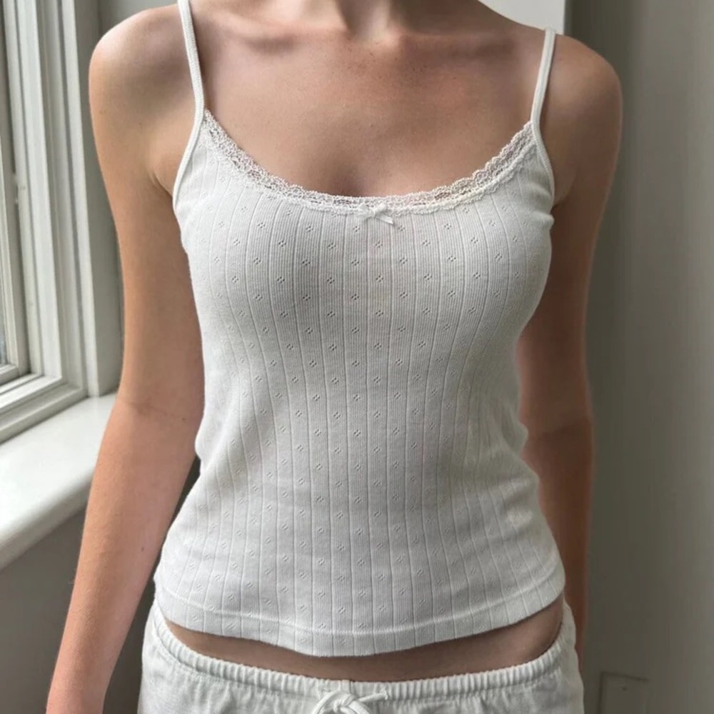 Brandy Melville white lace tank with bow